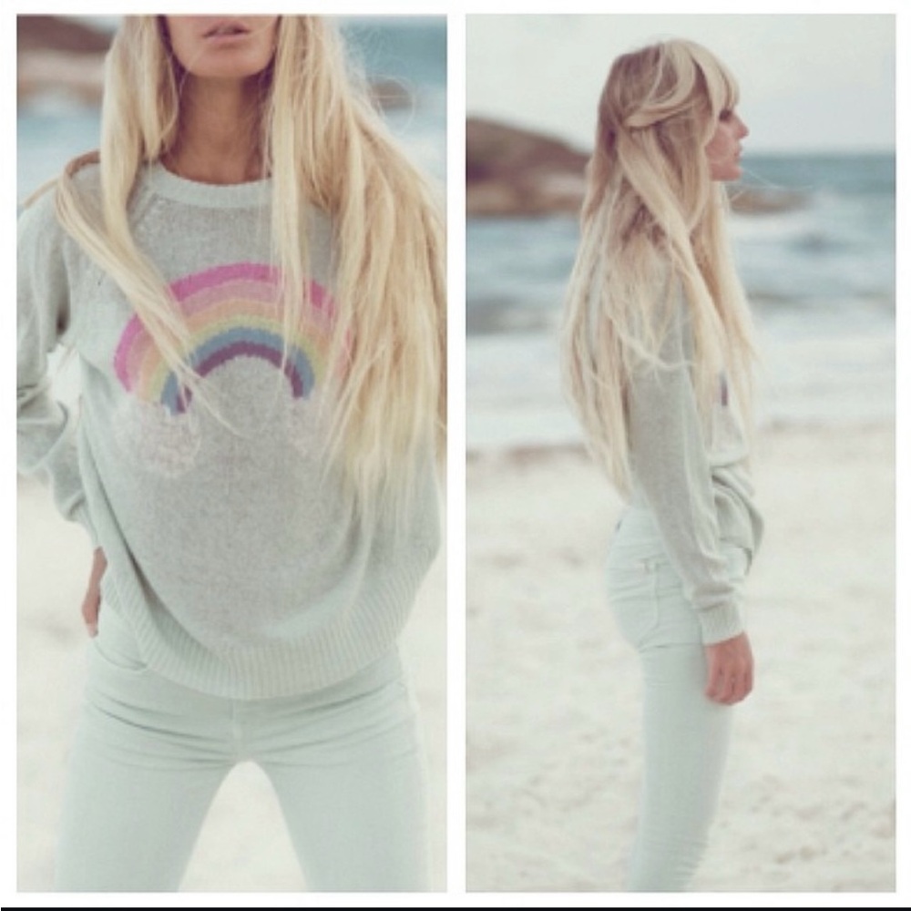 Wildfox White Label RARE Light Green Rainbow Sweater Vintage Distressed Design - Picture 2 of 3